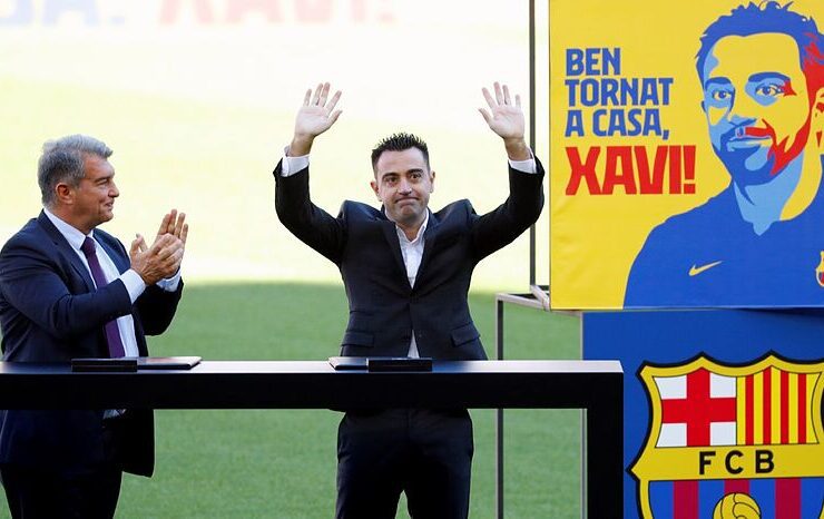 Xavi Hernandez Bids Farewell to FC Barcelona